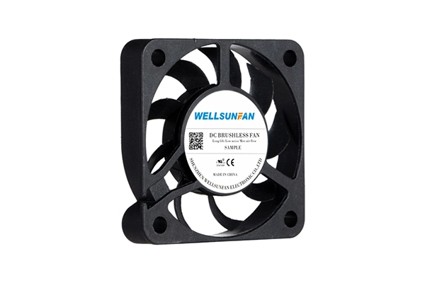 dc brushless fan 12v 0.15 a