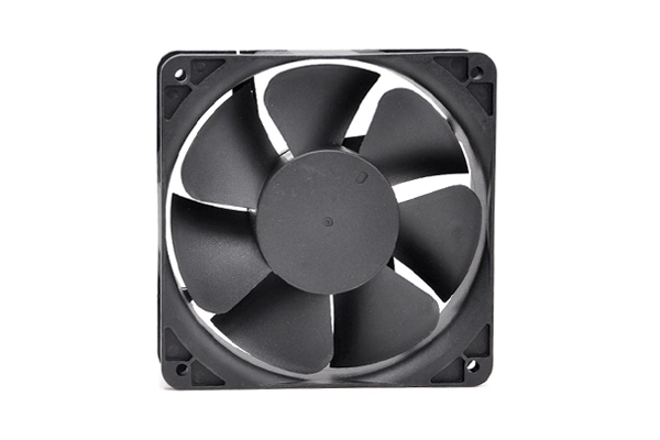 120x120x32mm DC Brushless Fan