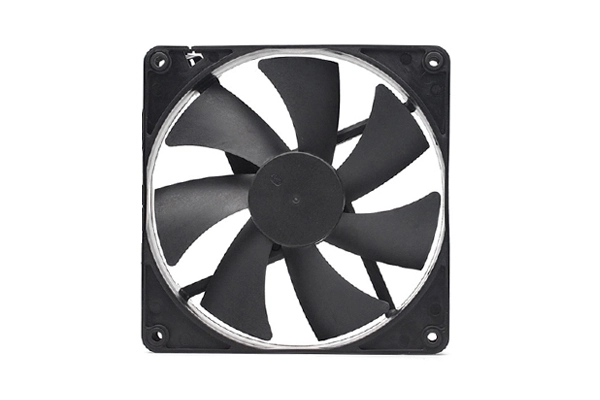 140x140x25mm DC Brushless Fan